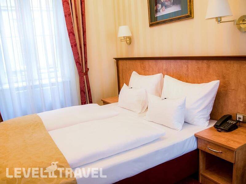 Фотография Opera Suites Hotel