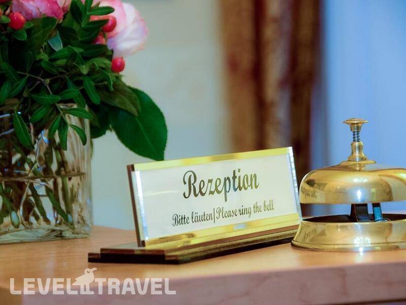 Фотография Opera Suites Hotel