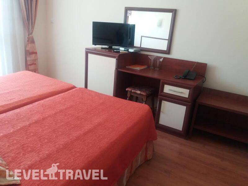 Фотография Yuzhni Noshti Hotel