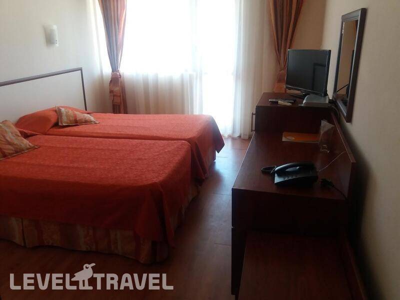 Фотография Yuzhni Noshti Hotel