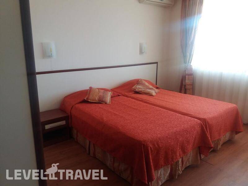 Фотография Yuzhni Noshti Hotel