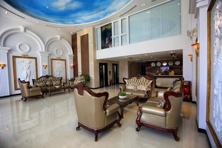 Sea Phoenix Hotel