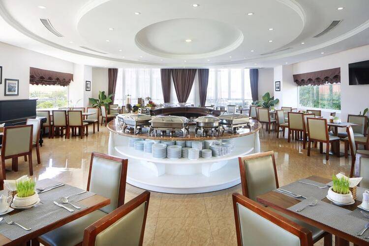 Sea Phoenix Hotel