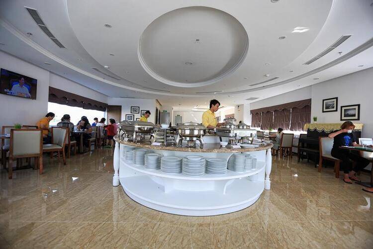 Sea Phoenix Hotel