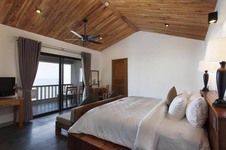 Vedana Lagoon Resort & Spa