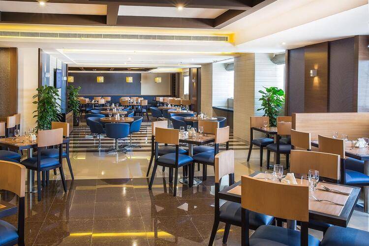 V Hotel Fujairah (Ex. Landmark Hotel)