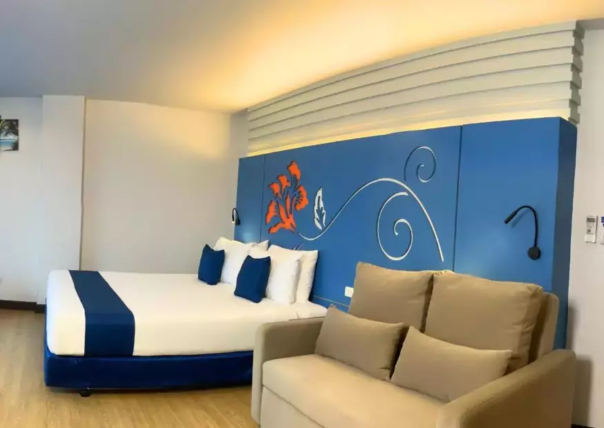 Days Inn By Wyndham Patong Beach