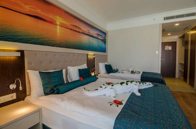 The Lumos Deluxe Resort Hotel & Spa