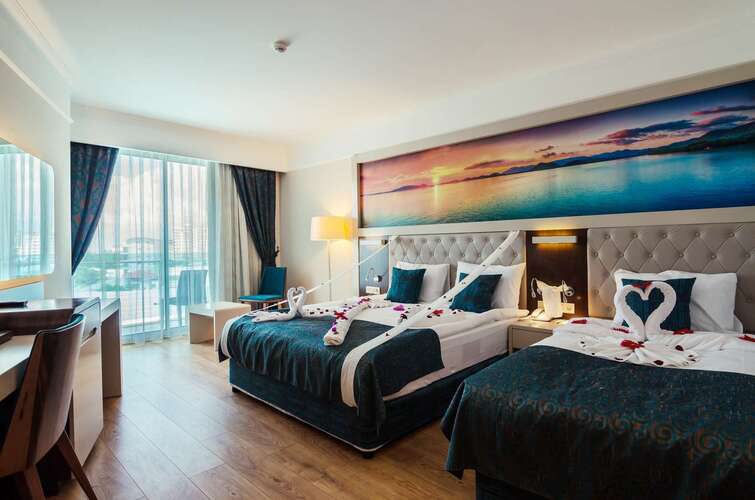 The Lumos Deluxe Resort Hotel & Spa