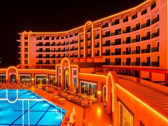 The Lumos Deluxe Resort Hotel & Spa