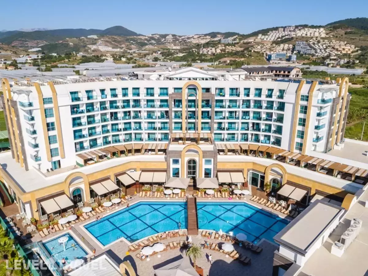 The Lumos Deluxe Resort Hotel & Spa