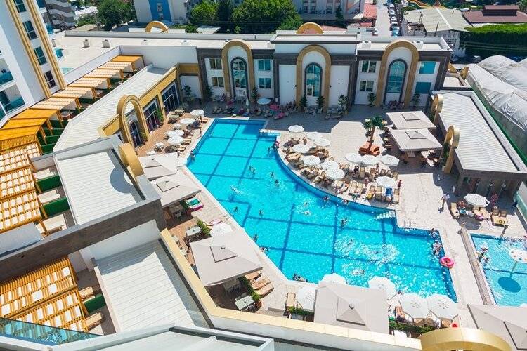 The Lumos Deluxe Resort Hotel & Spa