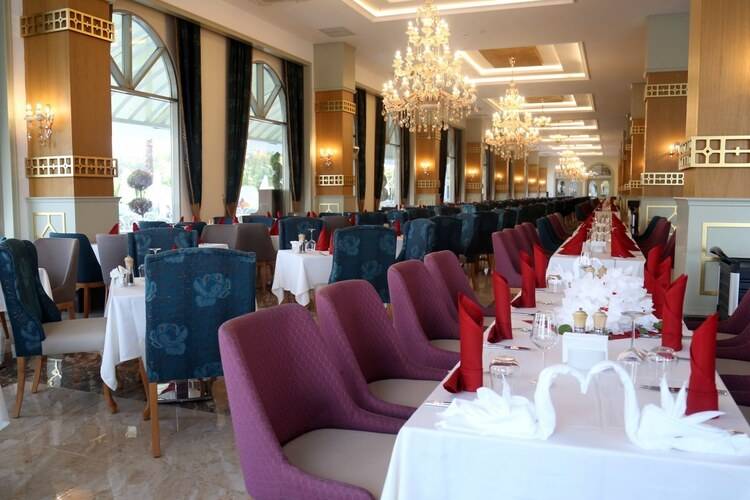 Jadore Deluxe Hotel & Spa