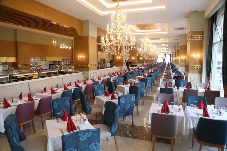 Jadore Deluxe Hotel & Spa