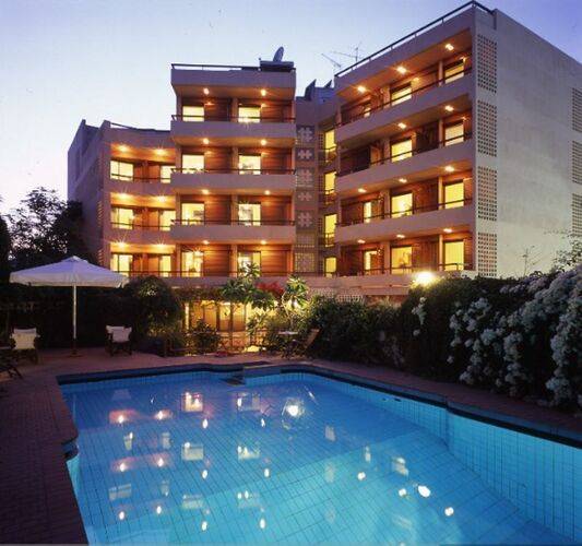 Akali Hotel