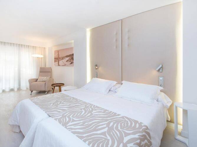 Iberostar Cala Millor (Adults Only 16+)