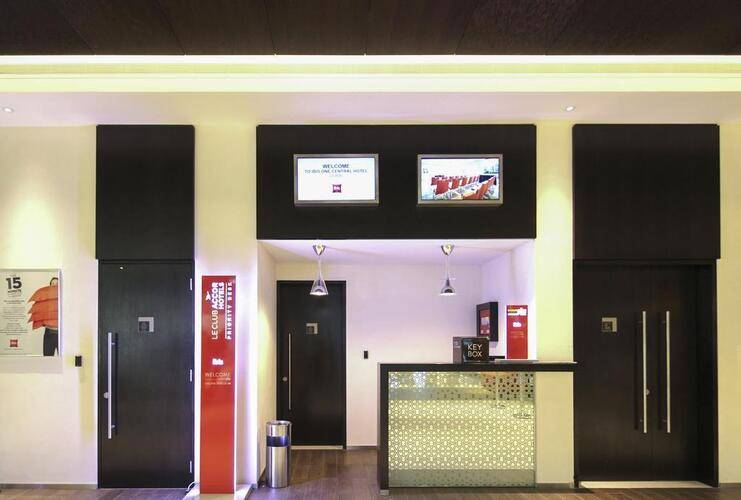 Ibis One Central