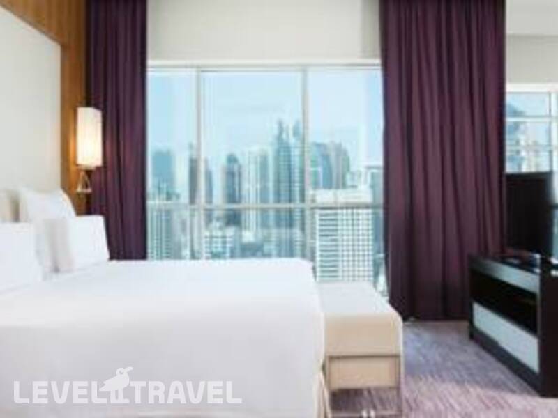 Фотография Pullman Dubai Jumeriah Lake Towers