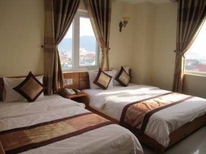 Monaco Hotel