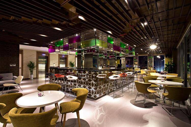 Vanda Hotel