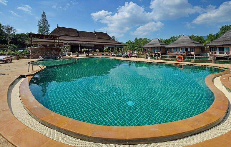 Poonsiri Resort