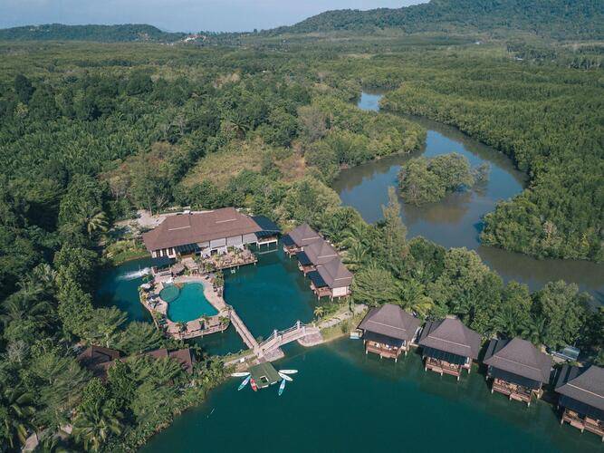 Poonsiri Resort