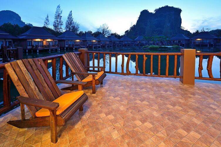 Poonsiri Resort
