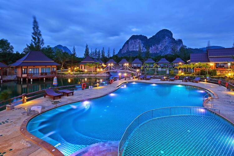 Poonsiri Resort