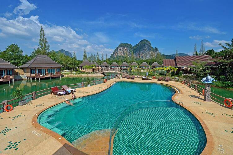 Poonsiri Resort
