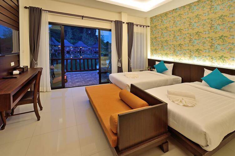 Poonsiri Resort