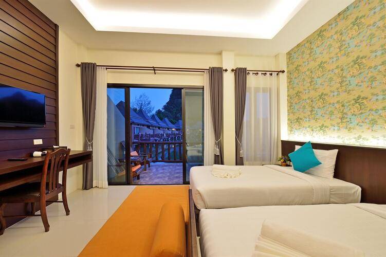 Poonsiri Resort