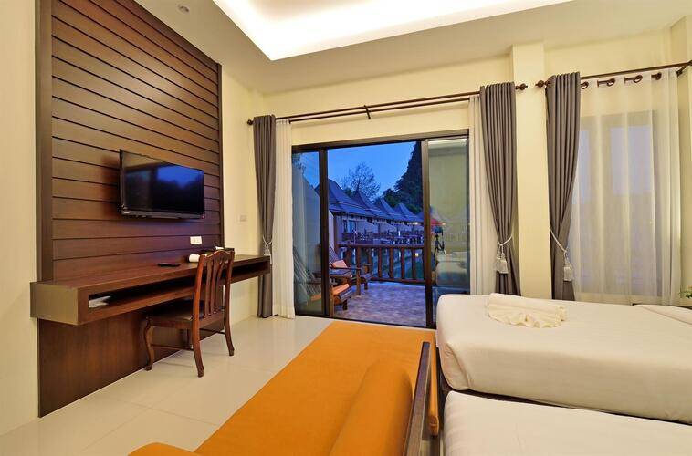 Poonsiri Resort