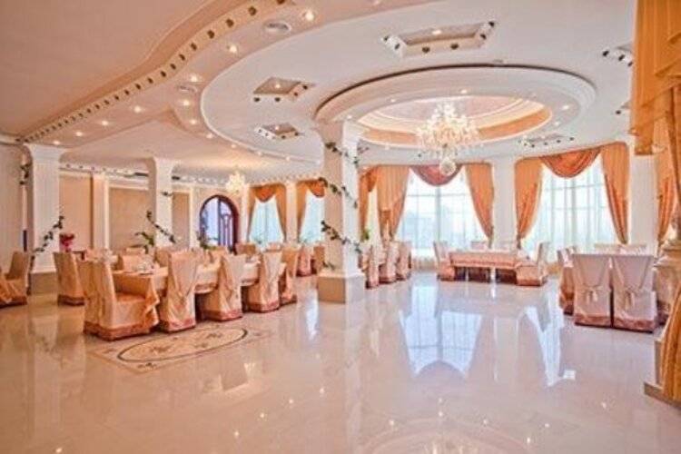 Кристалл Deluxe Отель