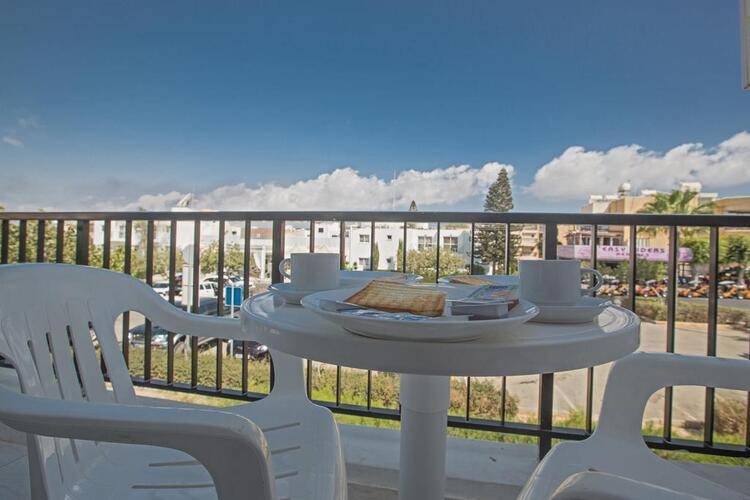 Pavlinia Hotel Apartments