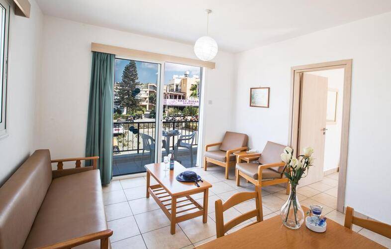 Pavlinia Hotel Apartments