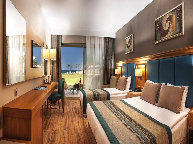 Aquasis Deluxe Resort & Spa