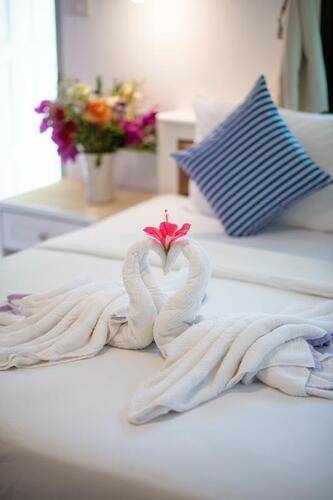 Bay Beach Resort (Ex.Choeng Mon Beach)