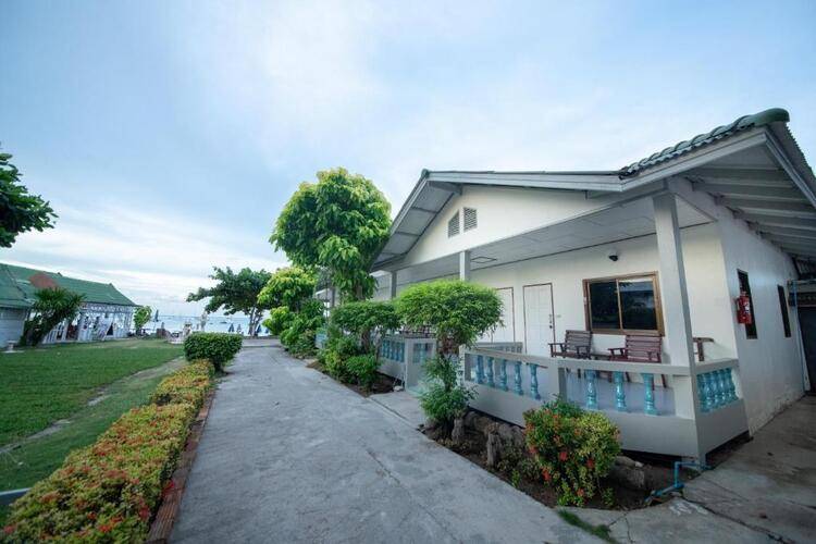 Bay Beach Resort (Ex.Choeng Mon Beach)
