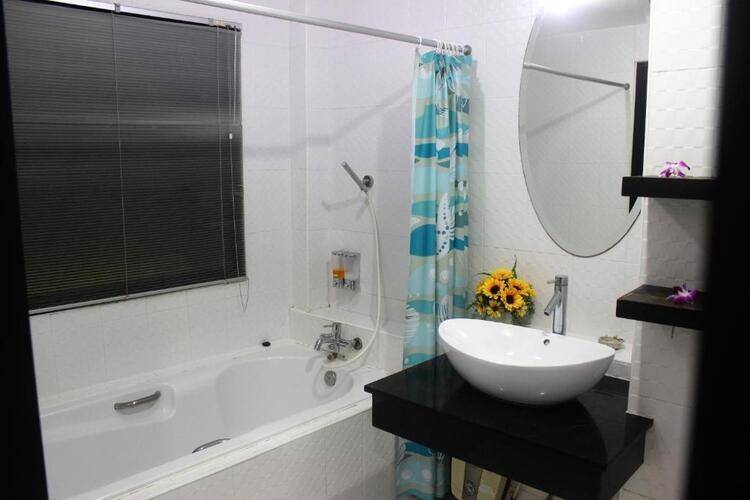 Amber Residence