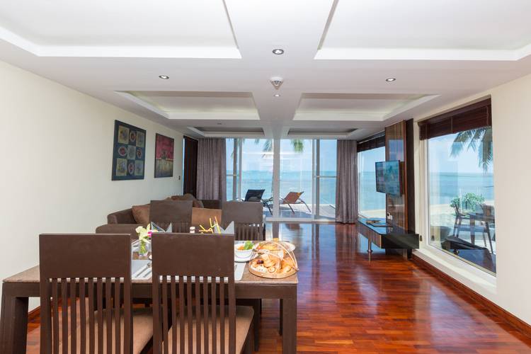 Royal Beach Boutique Resort & Spa