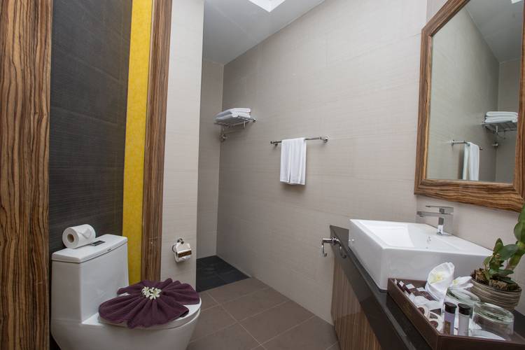 Royal Beach Boutique Resort & Spa