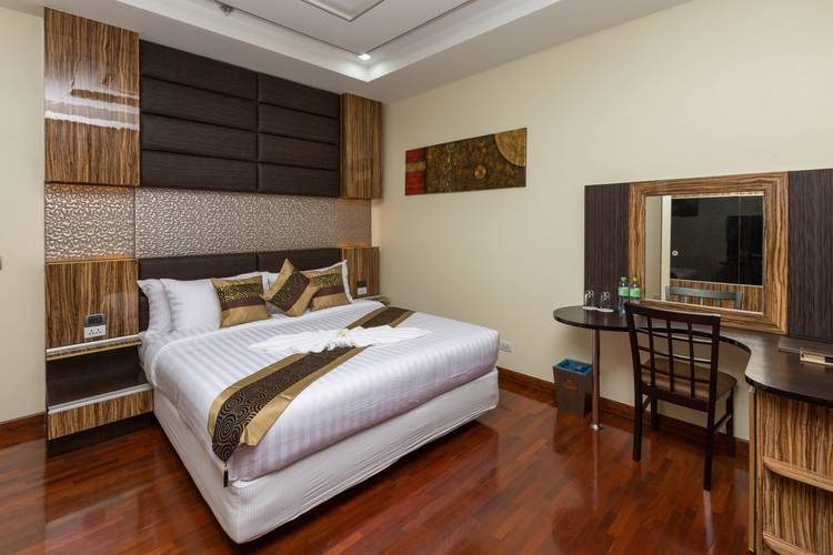 Royal Beach Boutique Resort & Spa