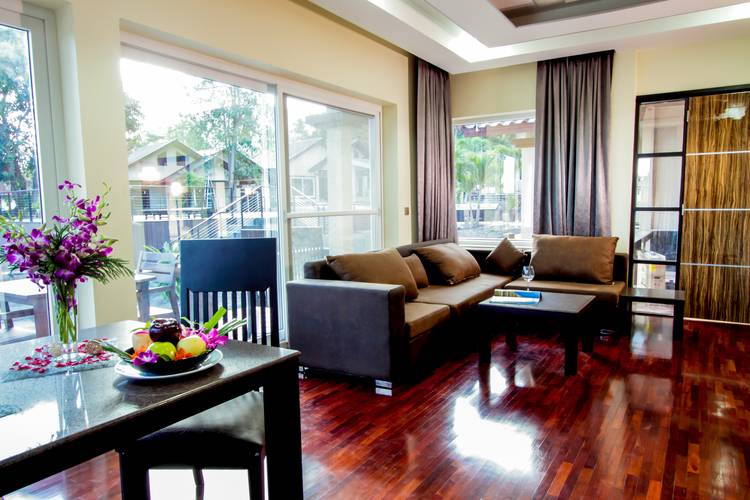 Royal Beach Boutique Resort & Spa