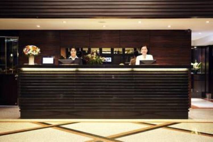 Bandara Suites Silom