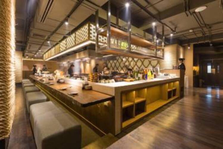 Bandara Suites Silom
