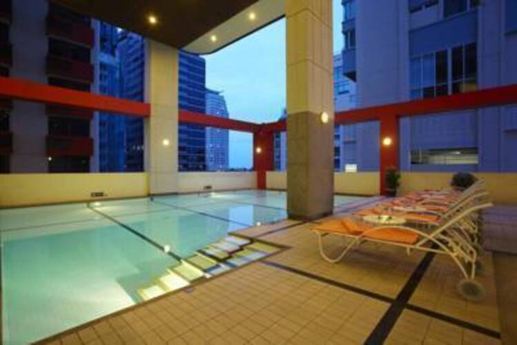Bandara Suites Silom