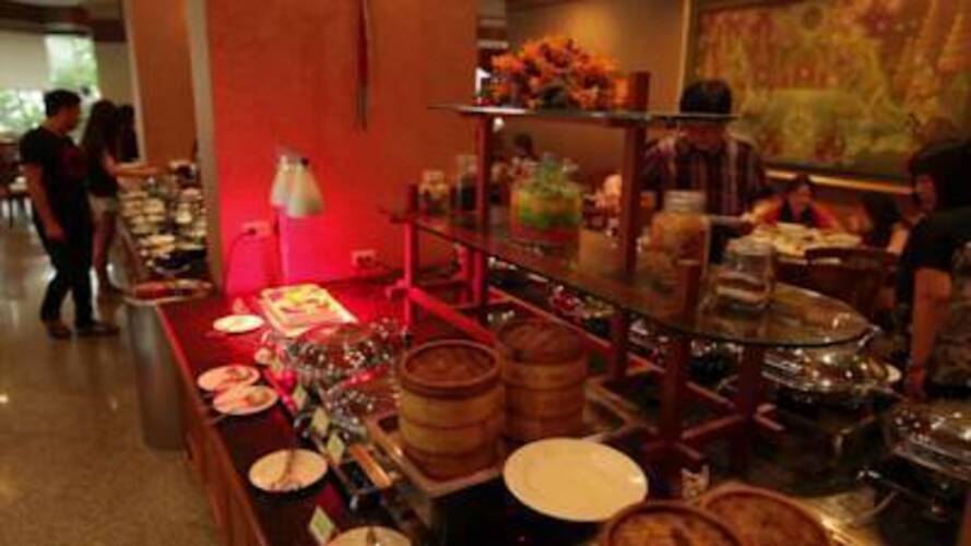 Grand Diamond Suites Hotel