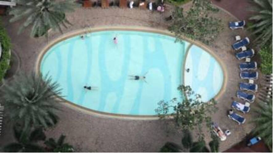 Grand Diamond Suites Hotel