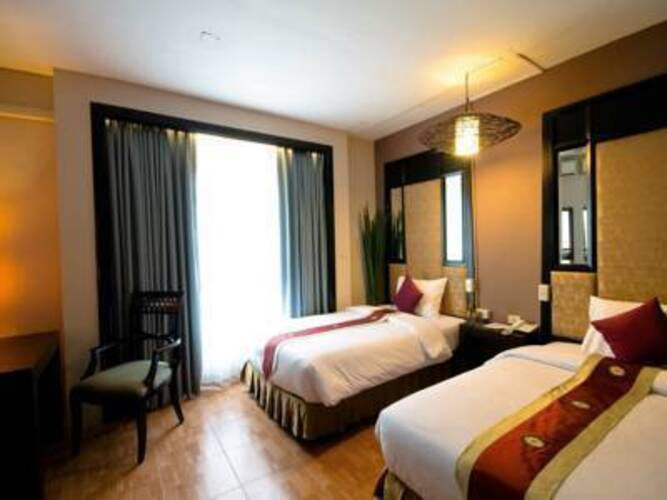 Royal View Resort Rangnam