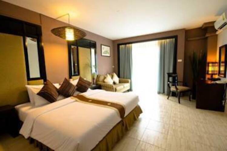 Royal View Resort Rangnam